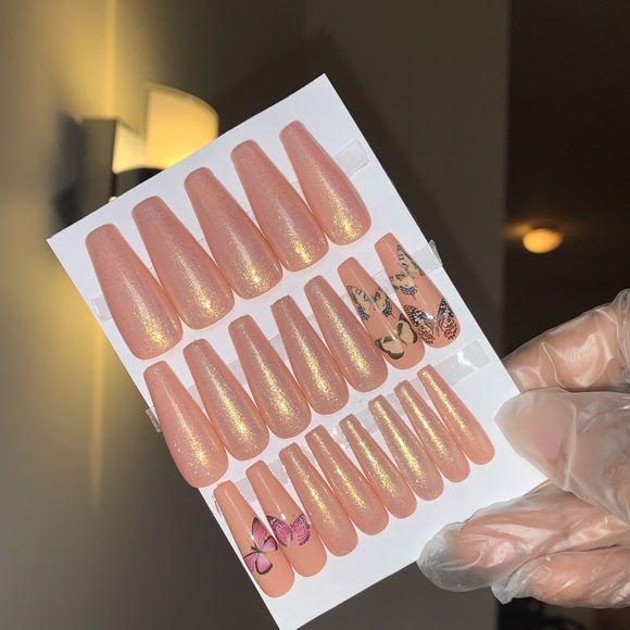 Beautiful bronze - Picture 2 of 8